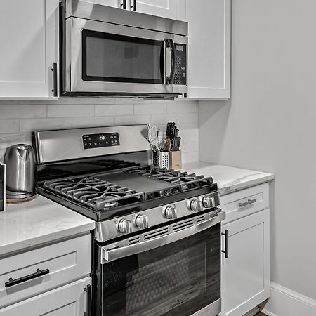 Апартаменты Fashionable 2Br In Downtown Location W Work Area Гаррисберг Экстерьер фото