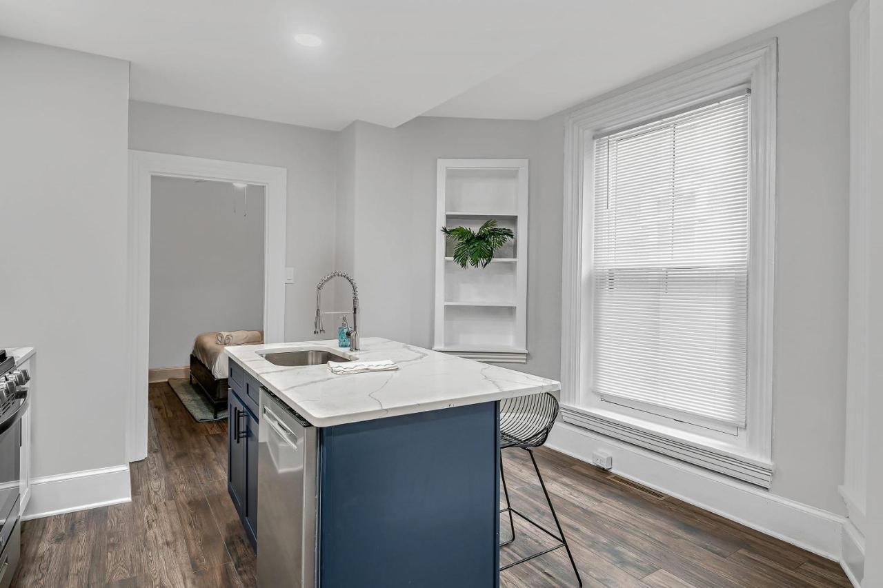 Апартаменты Fashionable 2Br In Downtown Location W Work Area Гаррисберг Экстерьер фото